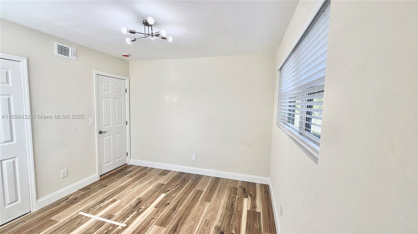 MIAMI GARDENS COMM SEC - Residential