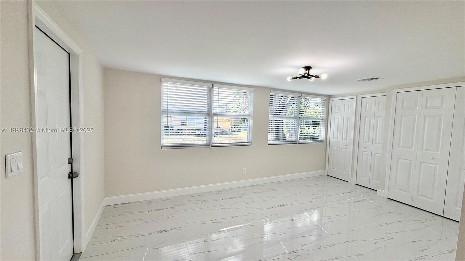 MIAMI GARDENS COMM SEC - Residential