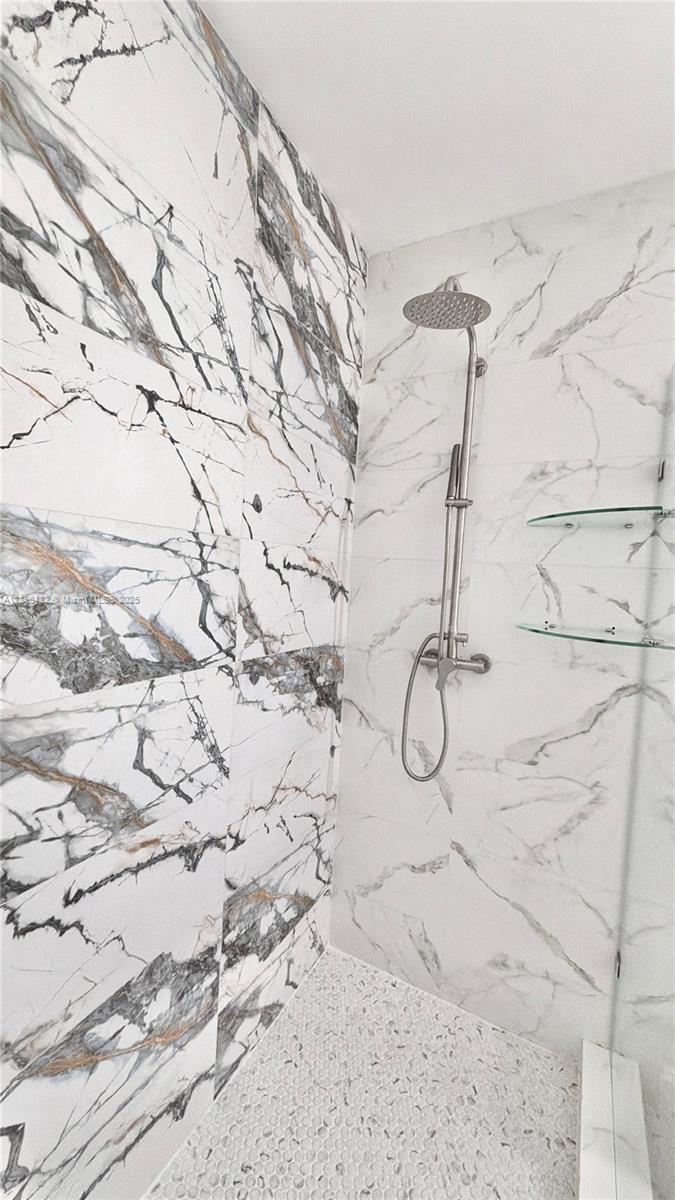 MIAMI GARDENS COMM SEC - Residential