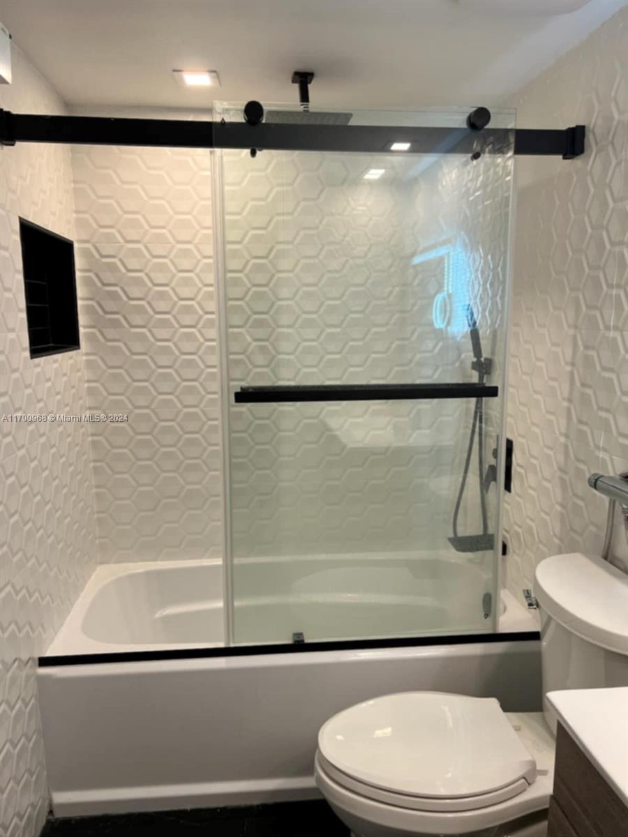 AVENTI AT AVENTURA CONDO - Residential Lease