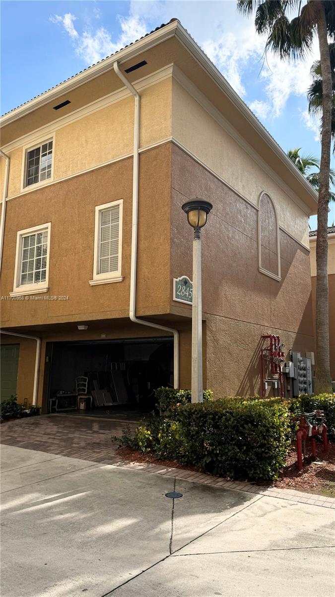 AVENTI AT AVENTURA CONDO - Residential Lease