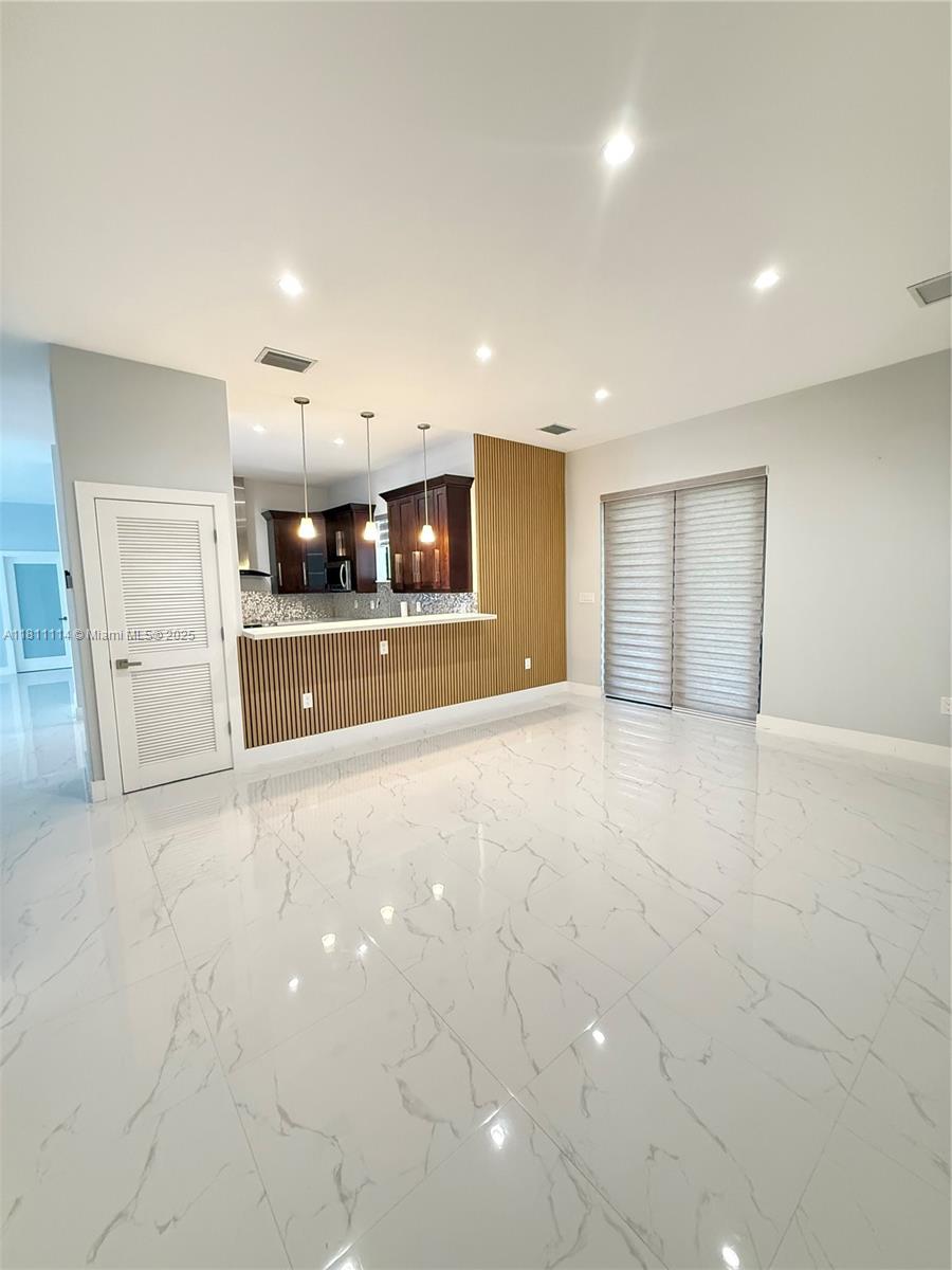 ANABAR SUB - Residential