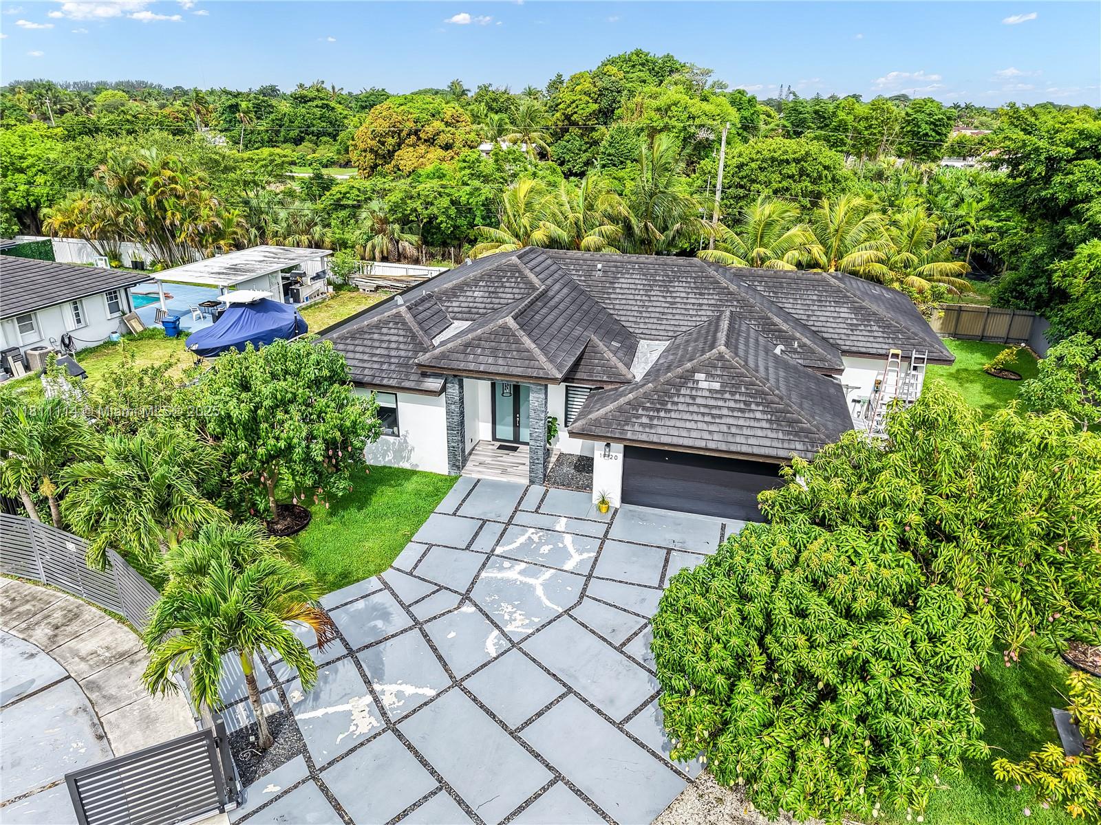 Property for Sale at 19120 Sw 127th Pl, Miami, Broward County, Florida - Bedrooms: 4 
Bathrooms: 4  - $1,099,000