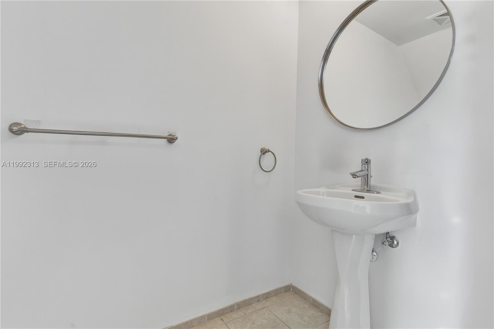 INFINITY AT BRICKELL COND - Residential