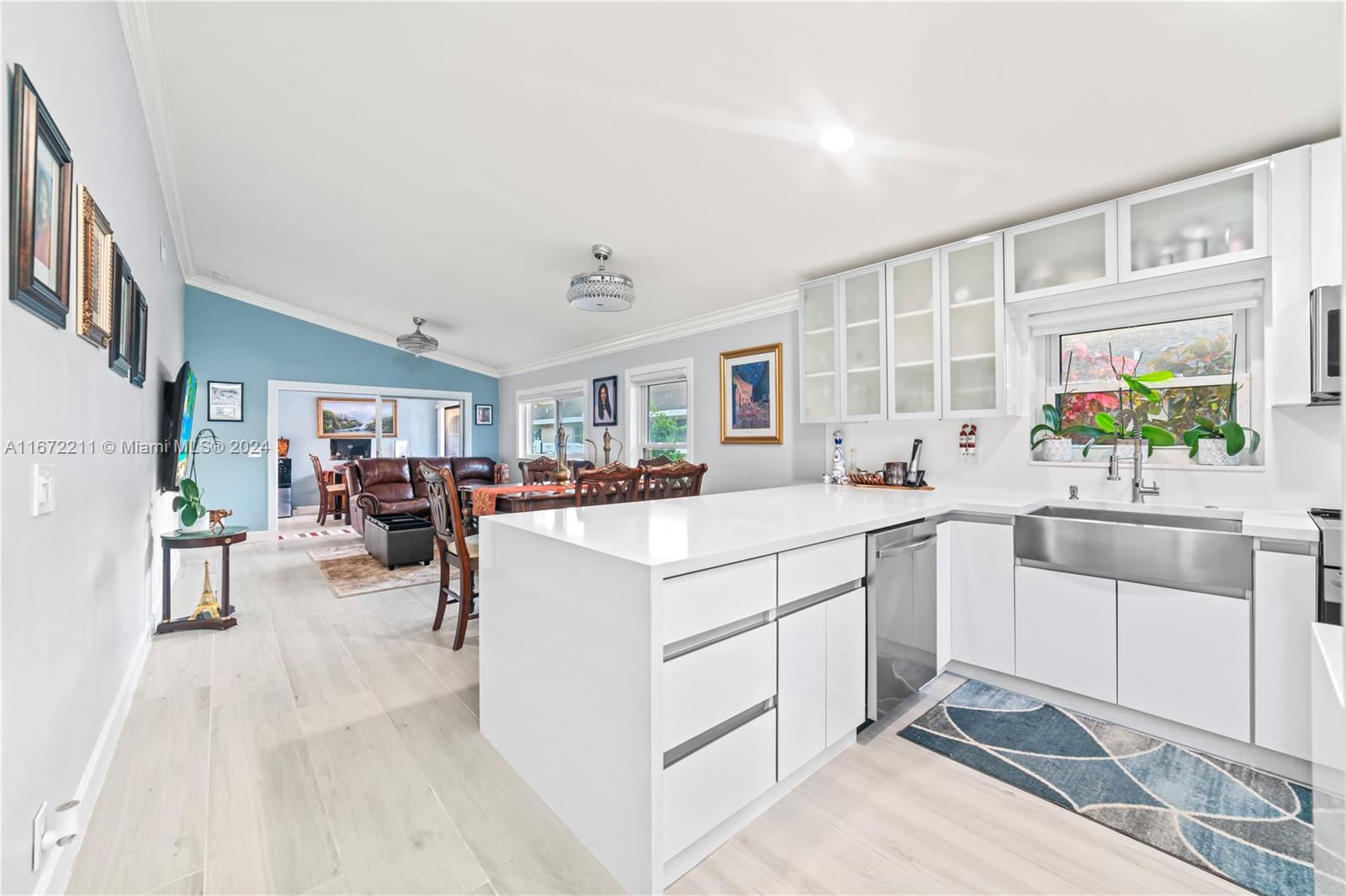 WHISPER WALK SEC C CONDO - Residential