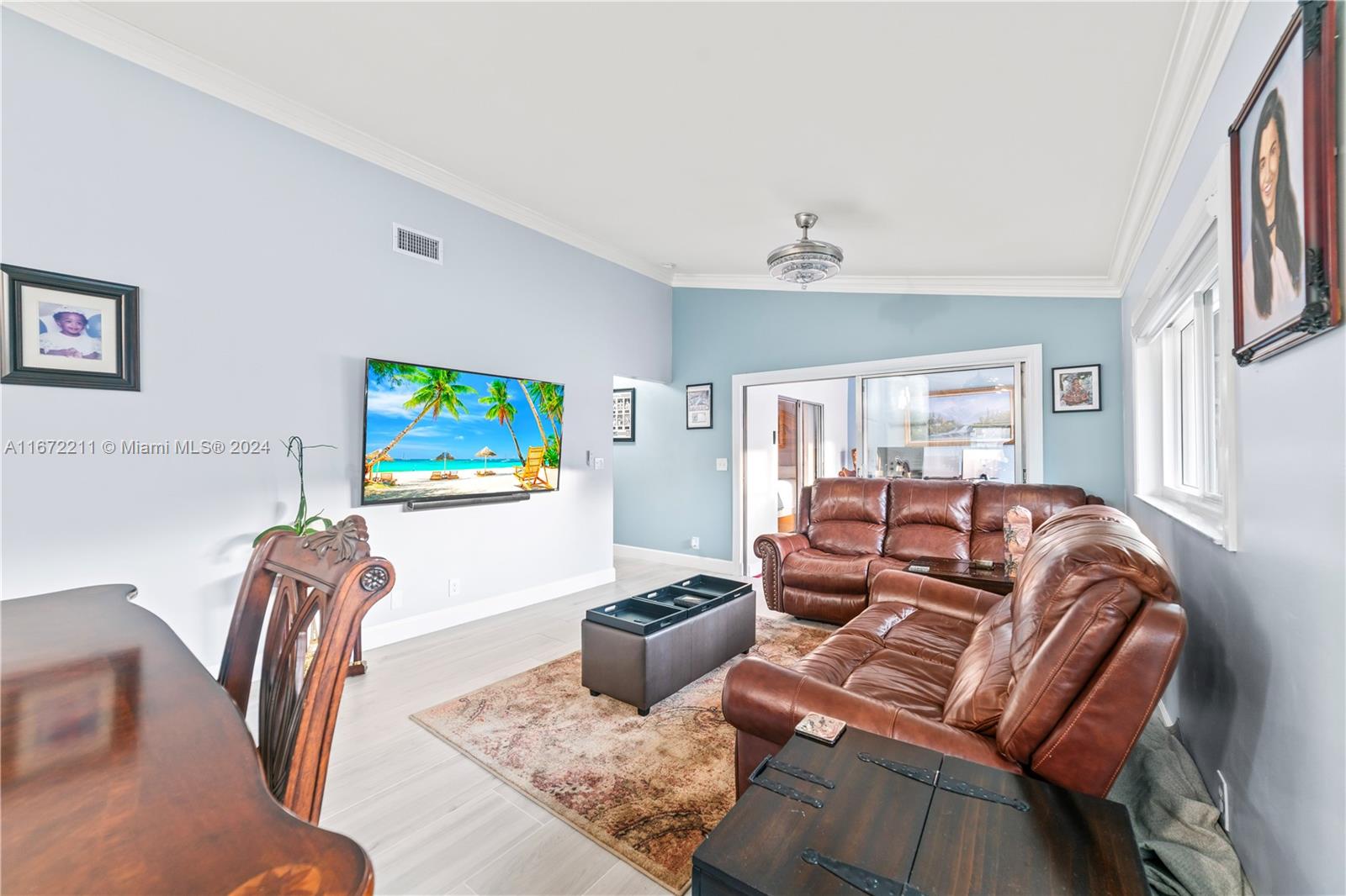 WHISPER WALK SEC C CONDO - Residential