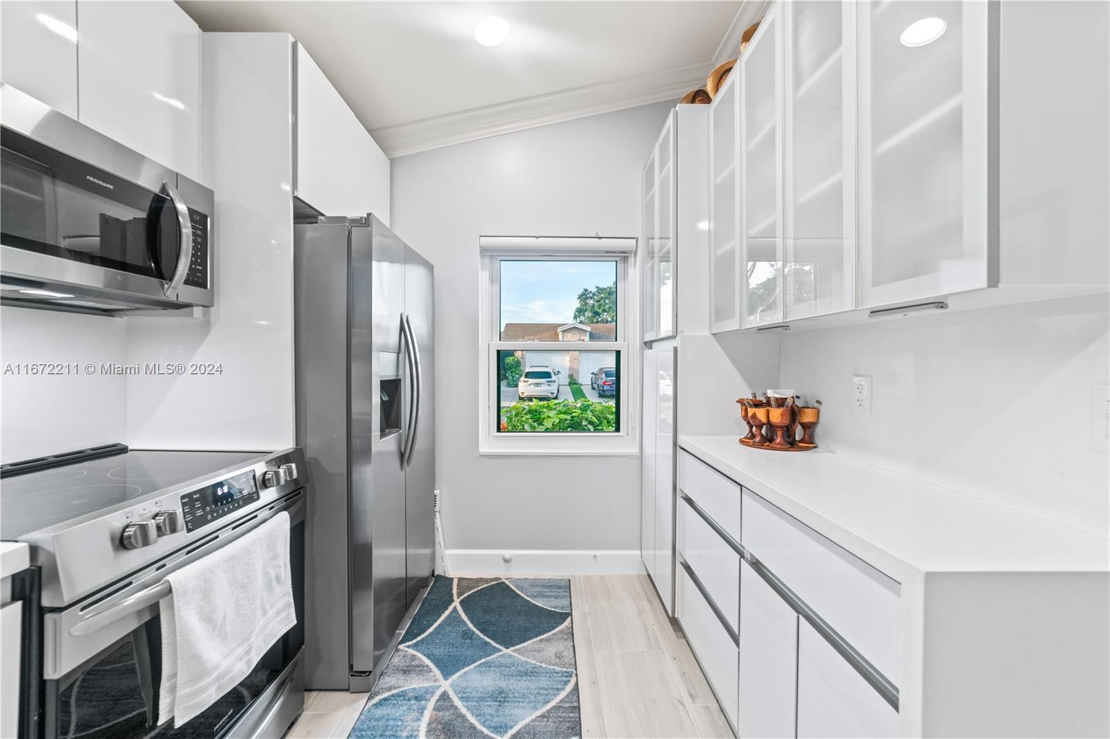WHISPER WALK SEC C CONDO - Residential