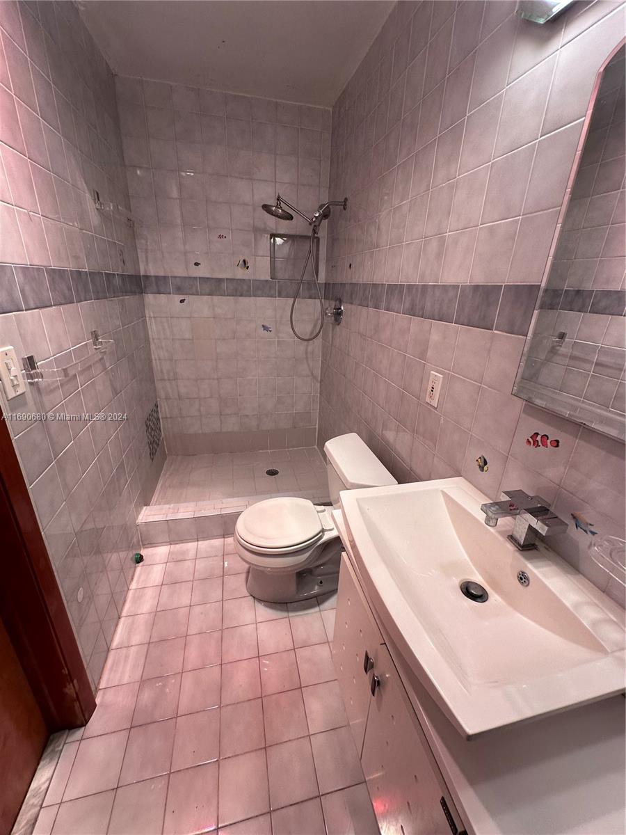 WESTWOOD ESTATES 1ST ADDN - Residential