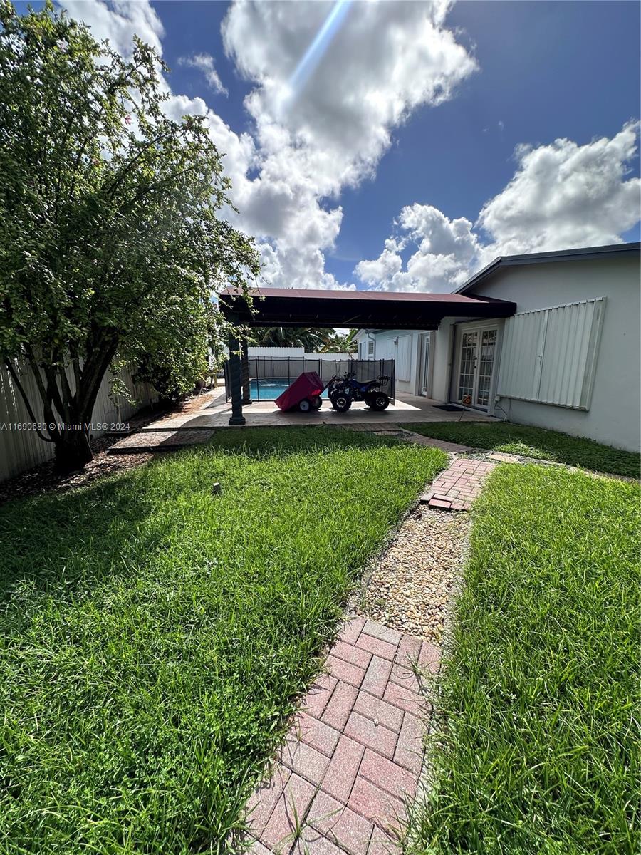 WESTWOOD ESTATES 1ST ADDN - Residential