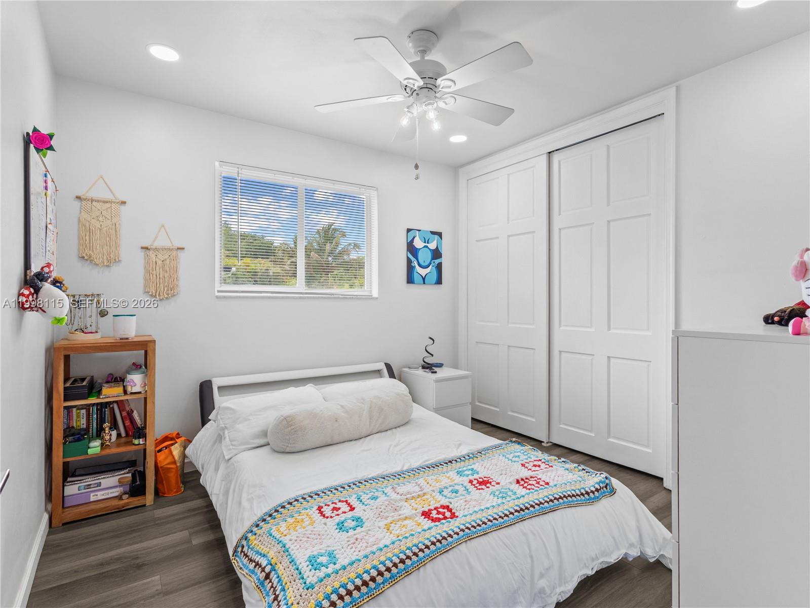 THE OAKS - Residential