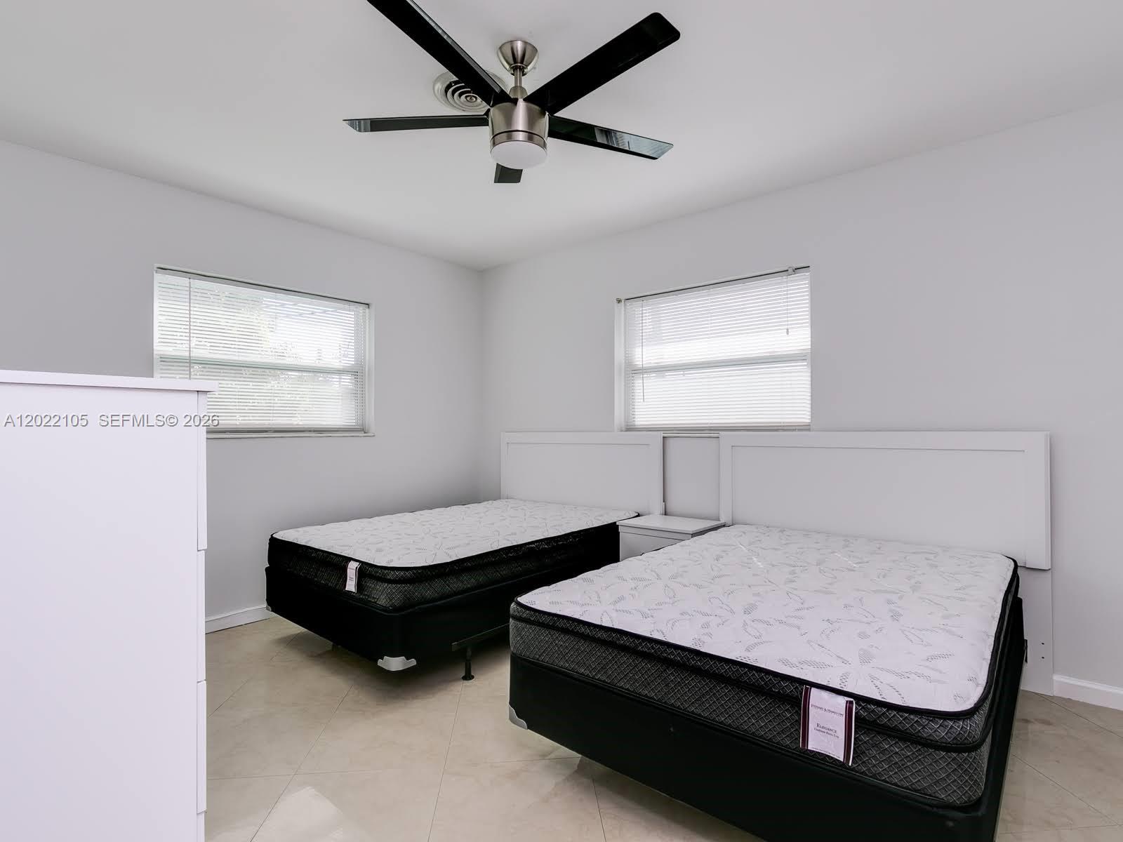 PICKWICK LAKE ESTATES SEC - Residential