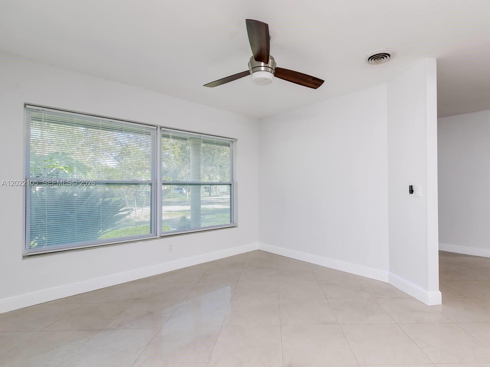 PICKWICK LAKE ESTATES SEC - Residential