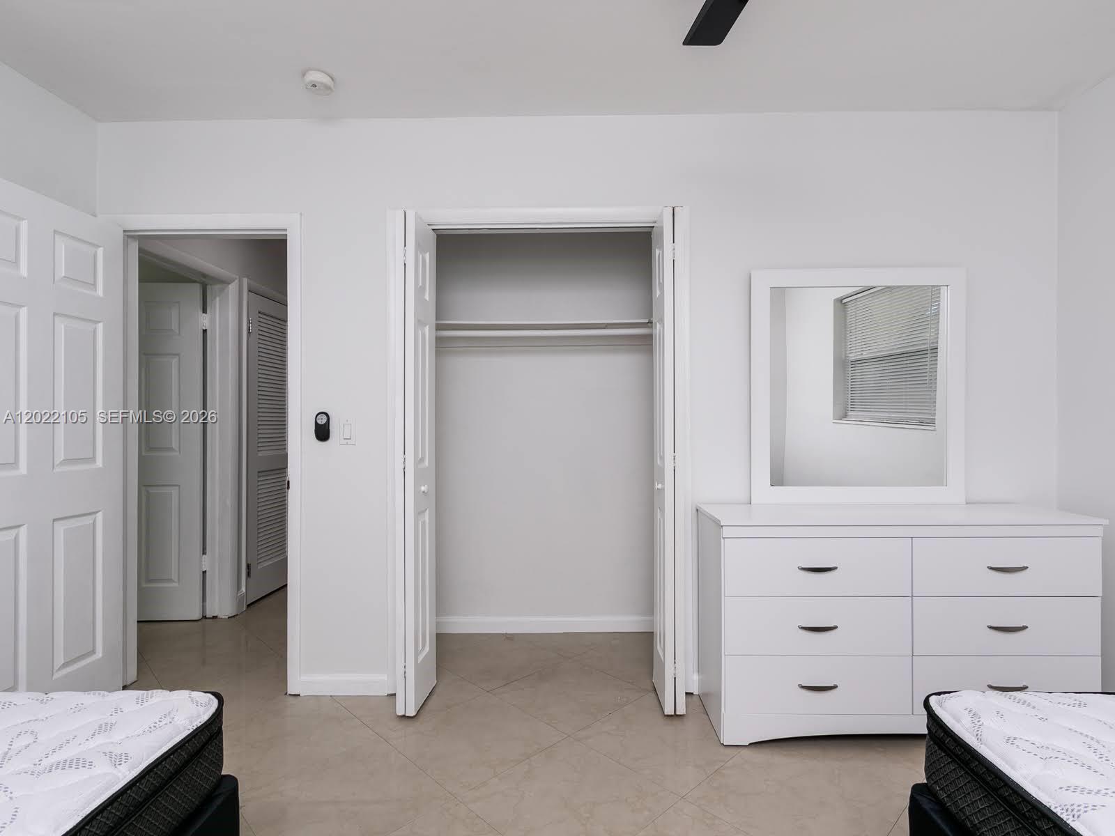 PICKWICK LAKE ESTATES SEC - Residential