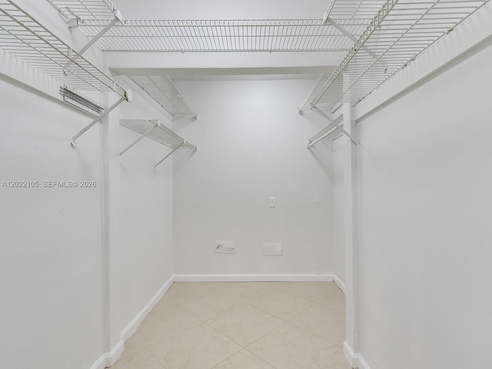 PICKWICK LAKE ESTATES SEC - Residential