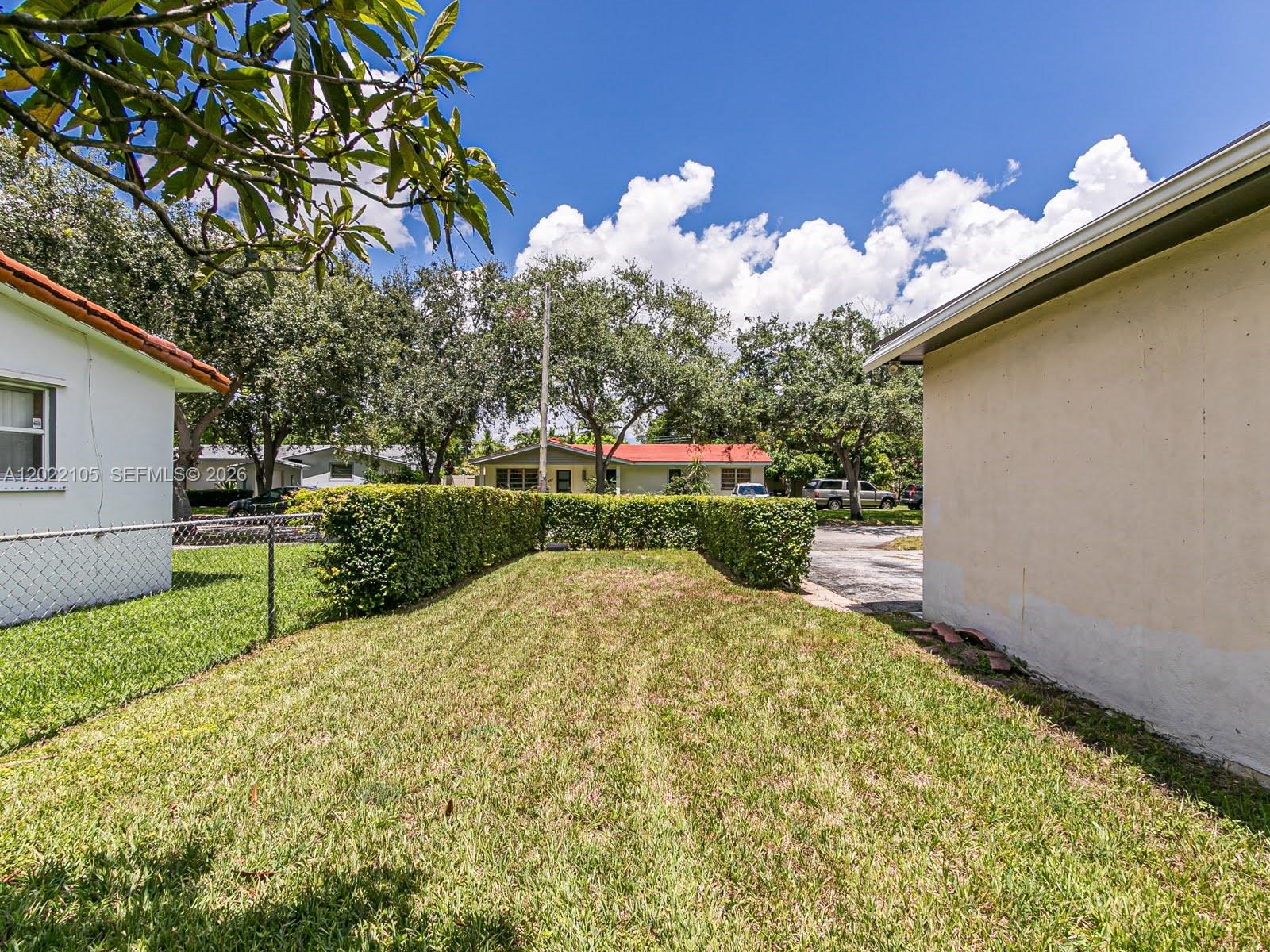 PICKWICK LAKE ESTATES SEC - Residential