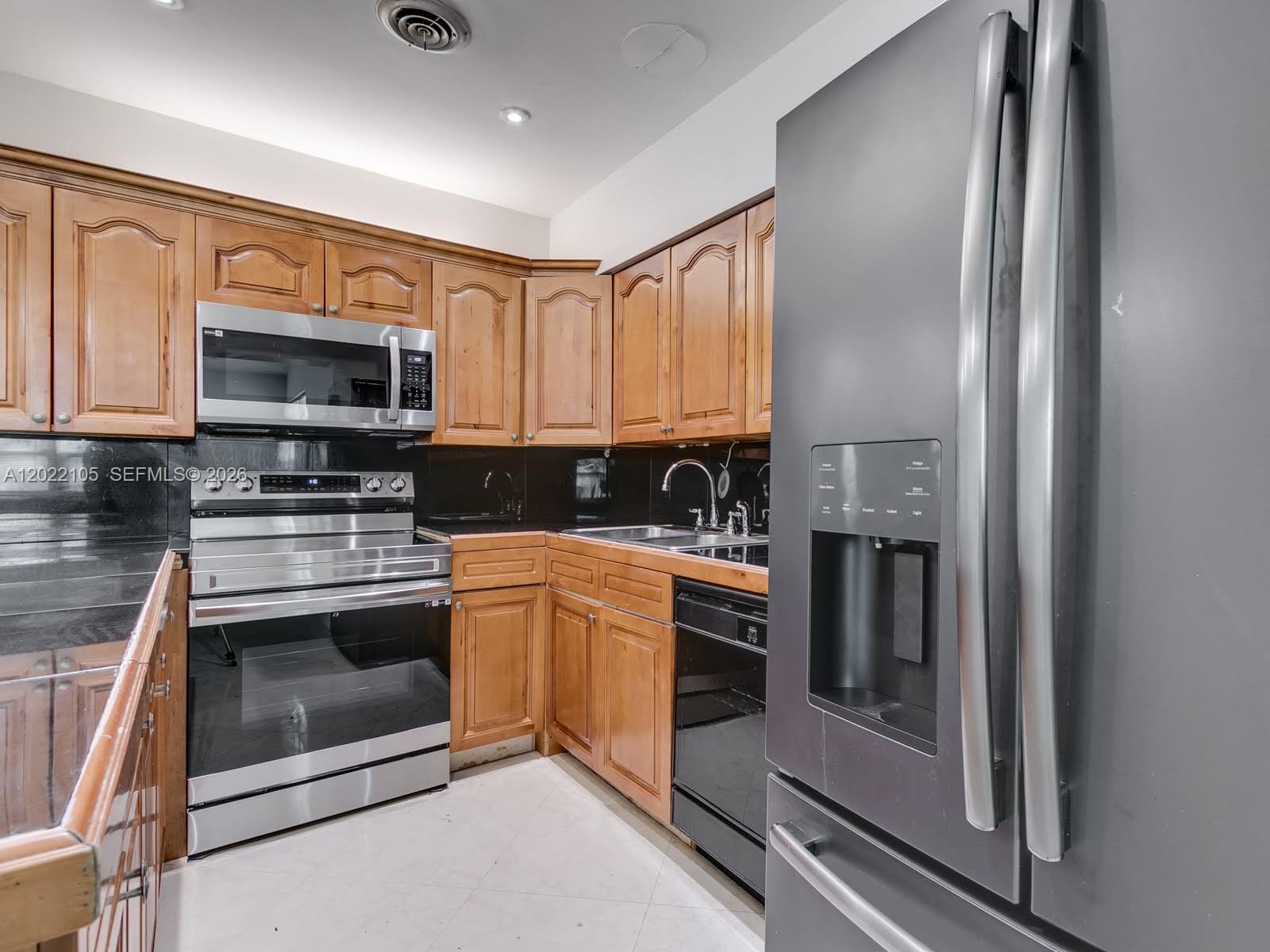 PICKWICK LAKE ESTATES SEC - Residential