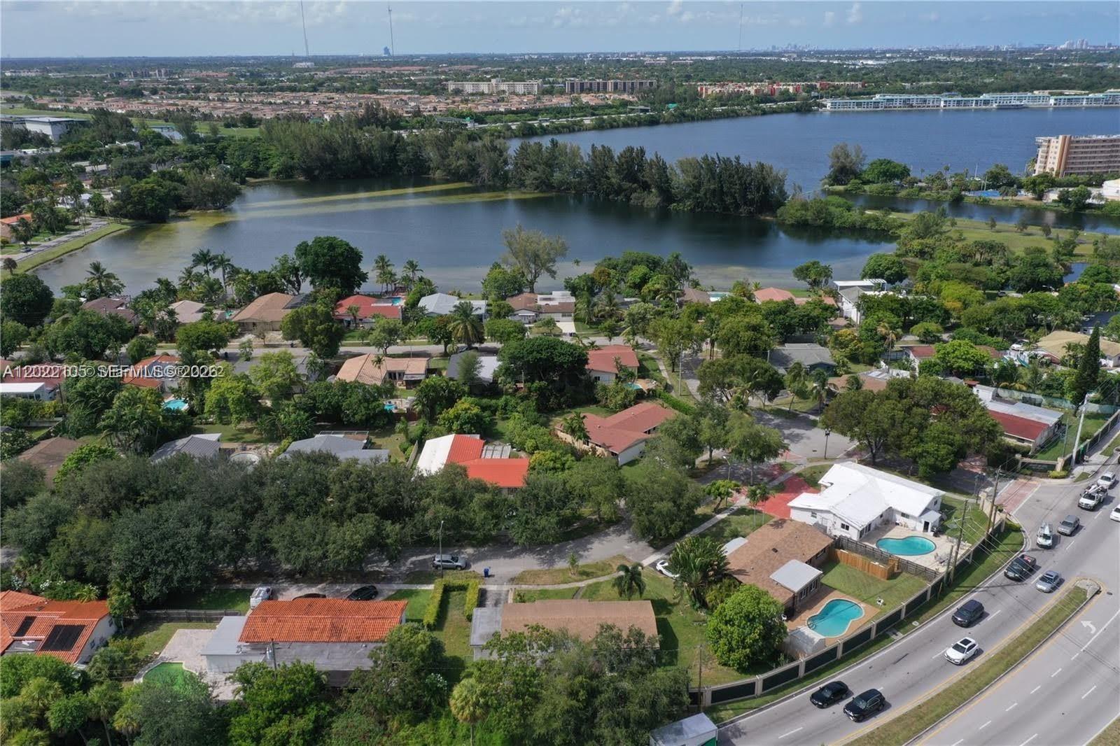 PICKWICK LAKE ESTATES SEC - Residential