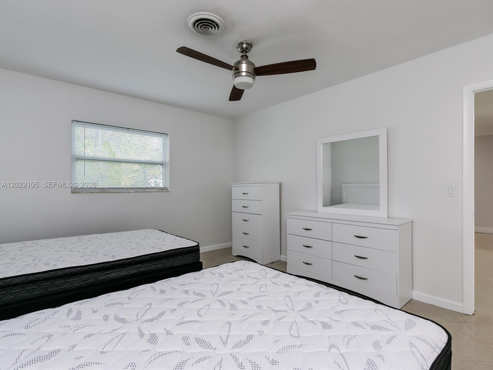 PICKWICK LAKE ESTATES SEC - Residential