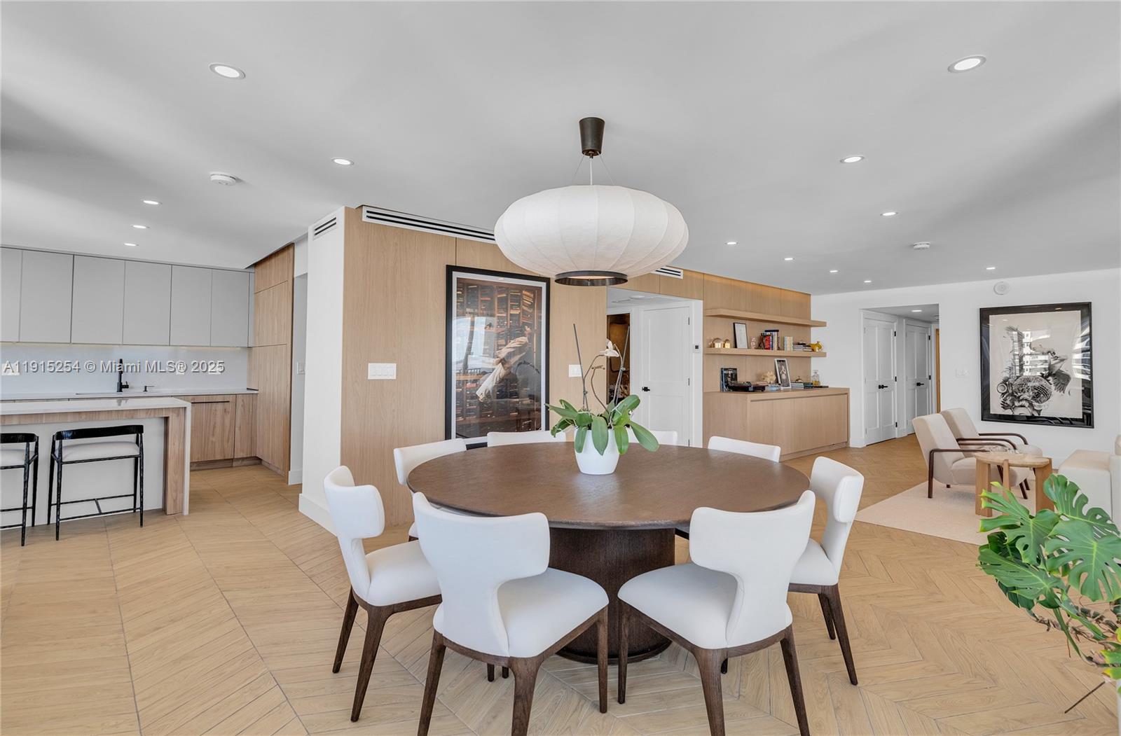 FIFTY SIX-SIXTY COLLINS A - Residential