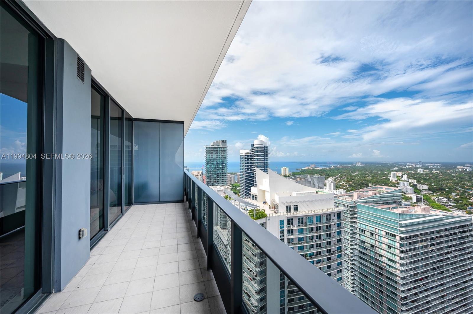 1000 Brickell Plz PH5004