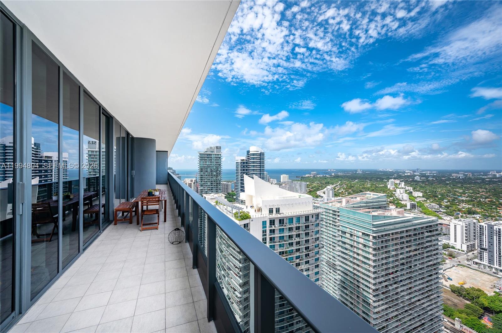 1000 Brickell Plz PH5004
