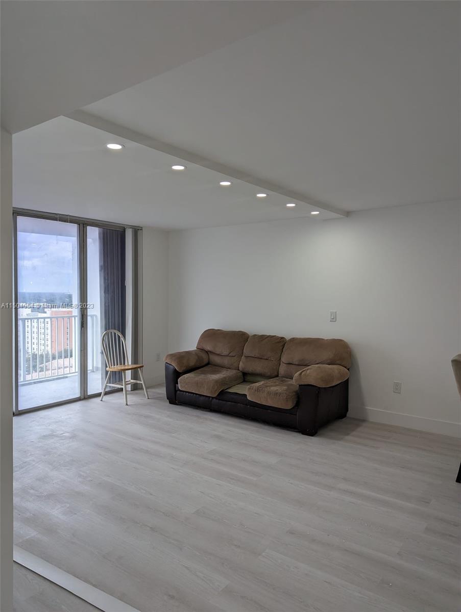 ADMIRALS PORT CONDO WEST - Residential Lease