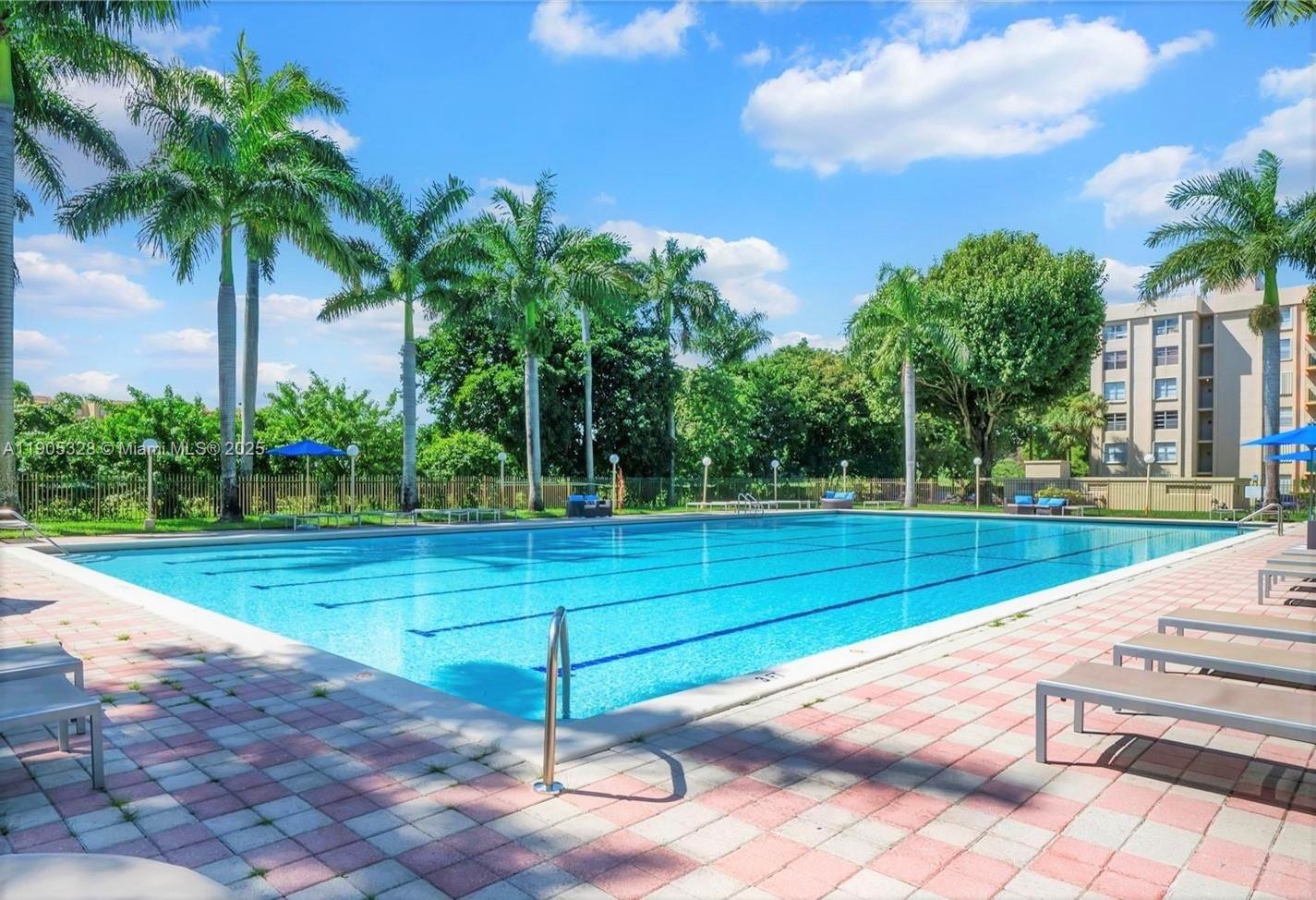 THE FOUNTAINS AT FONTAINE - Residential Lease