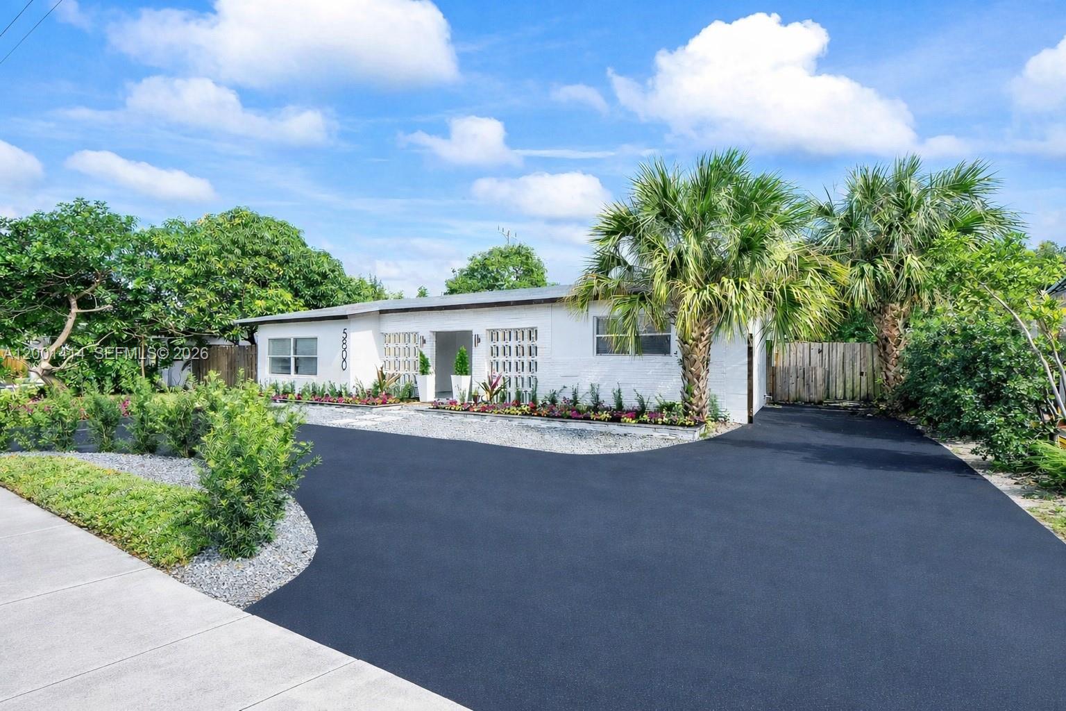 CORAL HIGHLANDS - Residential