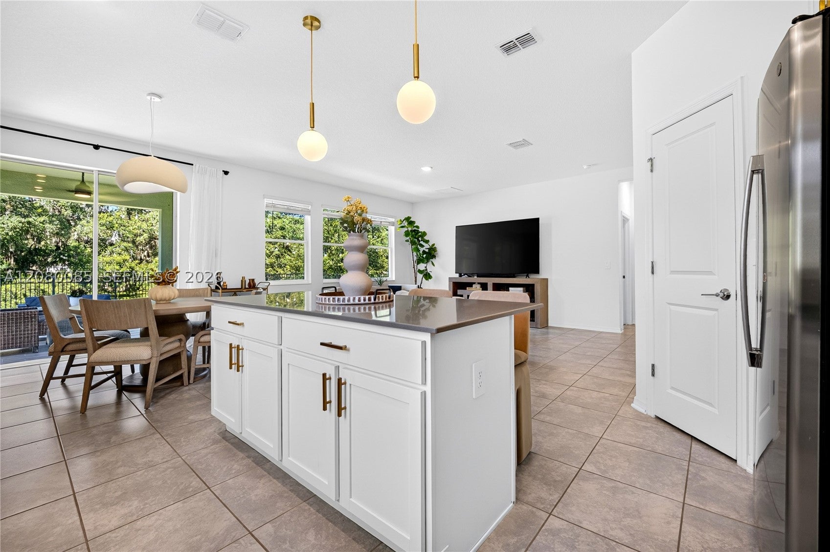 1924 TURTLE DOVE LN