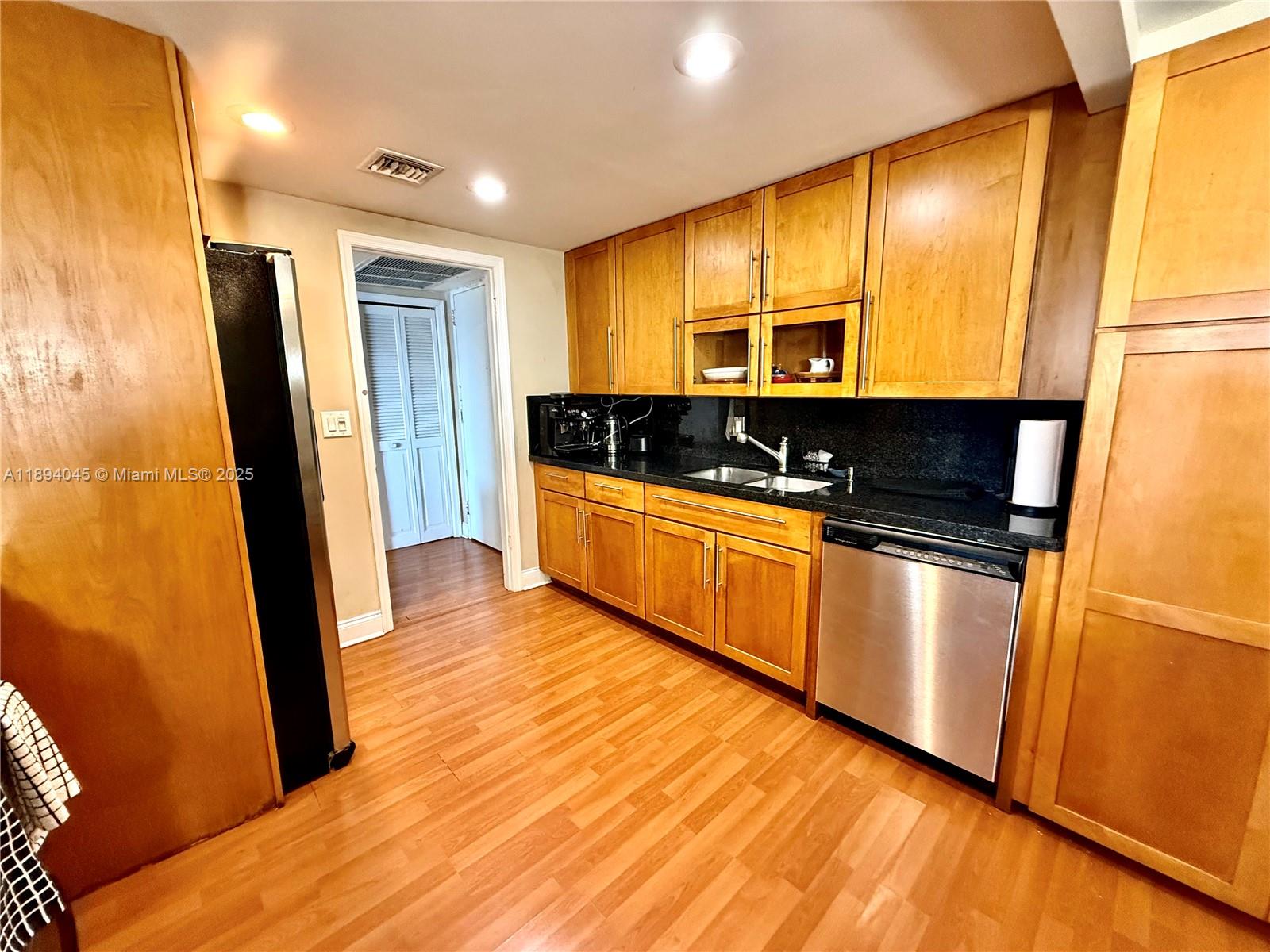 CRICKET CLUB CONDO - Residential Lease