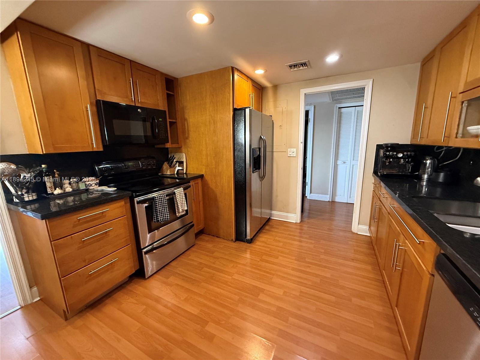 CRICKET CLUB CONDO - Residential Lease