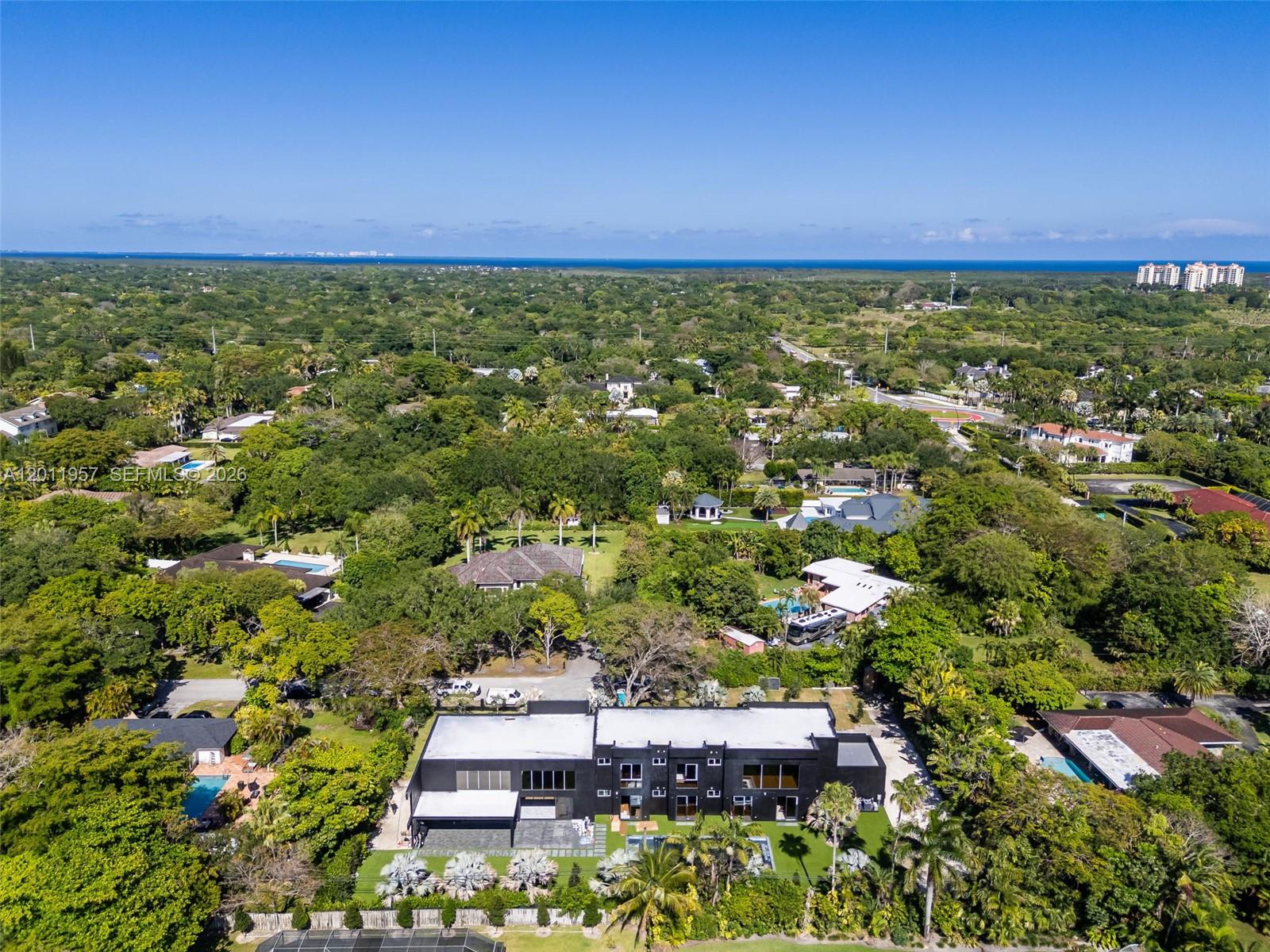 PINECREST - Residential