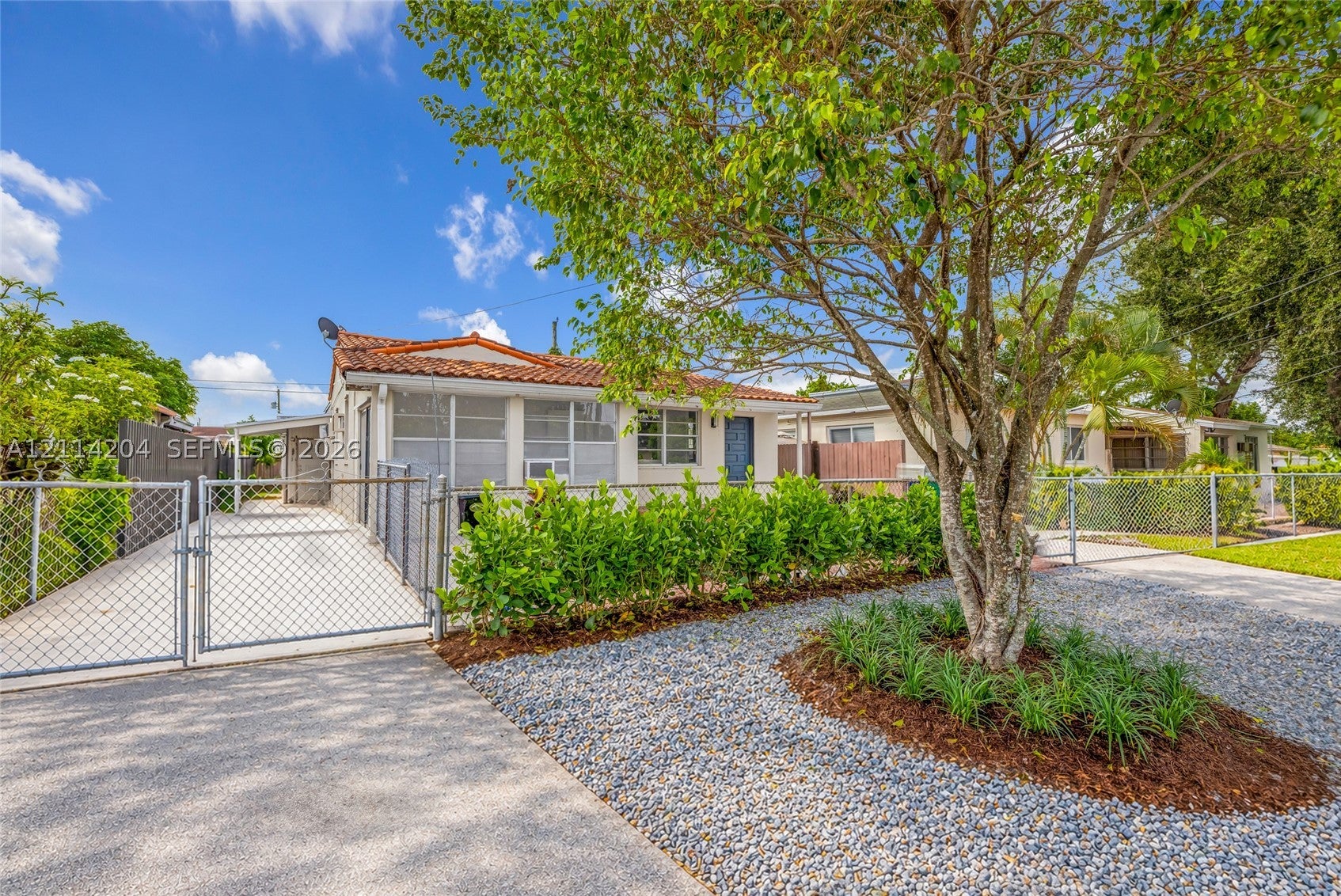 3460 NW 6th St