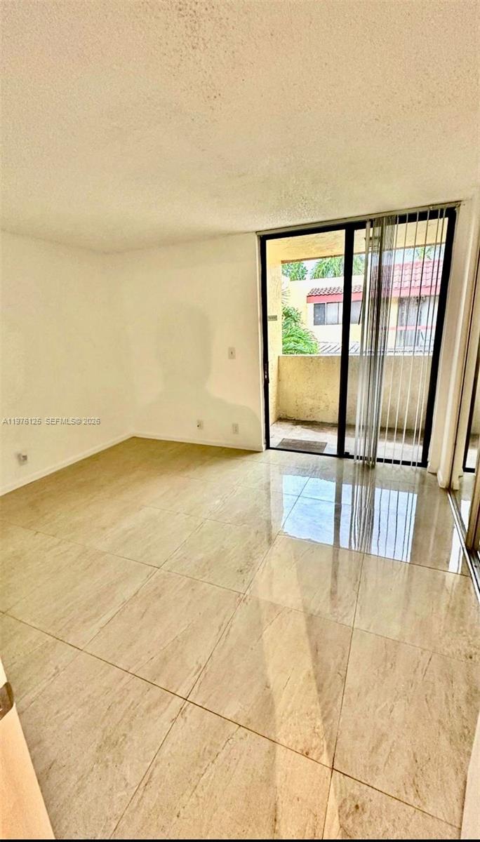 VISTA GARDENS I CONDO - Residential Lease