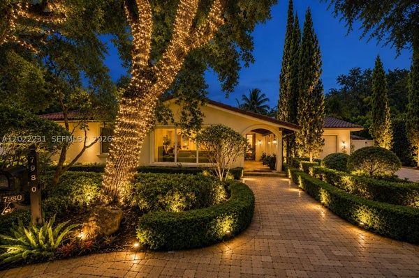 7980 SW 52ND AVE, MIAMI, FL 33143 - Image ec2ebcd36e80cad1e9fc774b238bb8f2/3684786666
