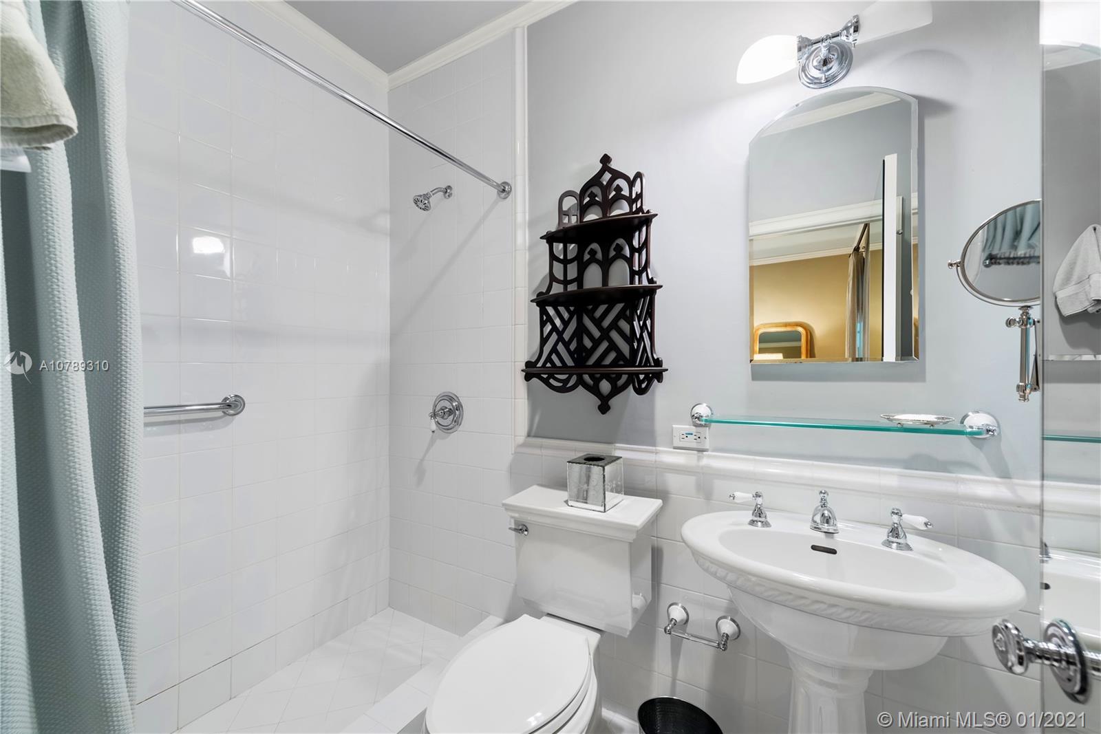 SUNSET ISLAND - ISLAND NO - Residential