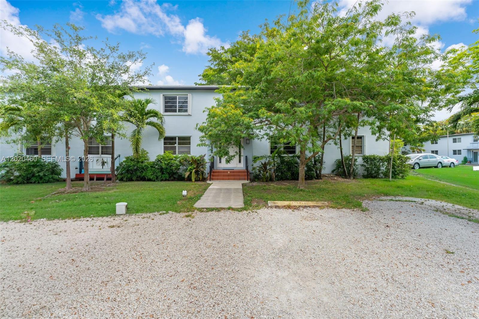 PATHWAYS CONDO - Residential