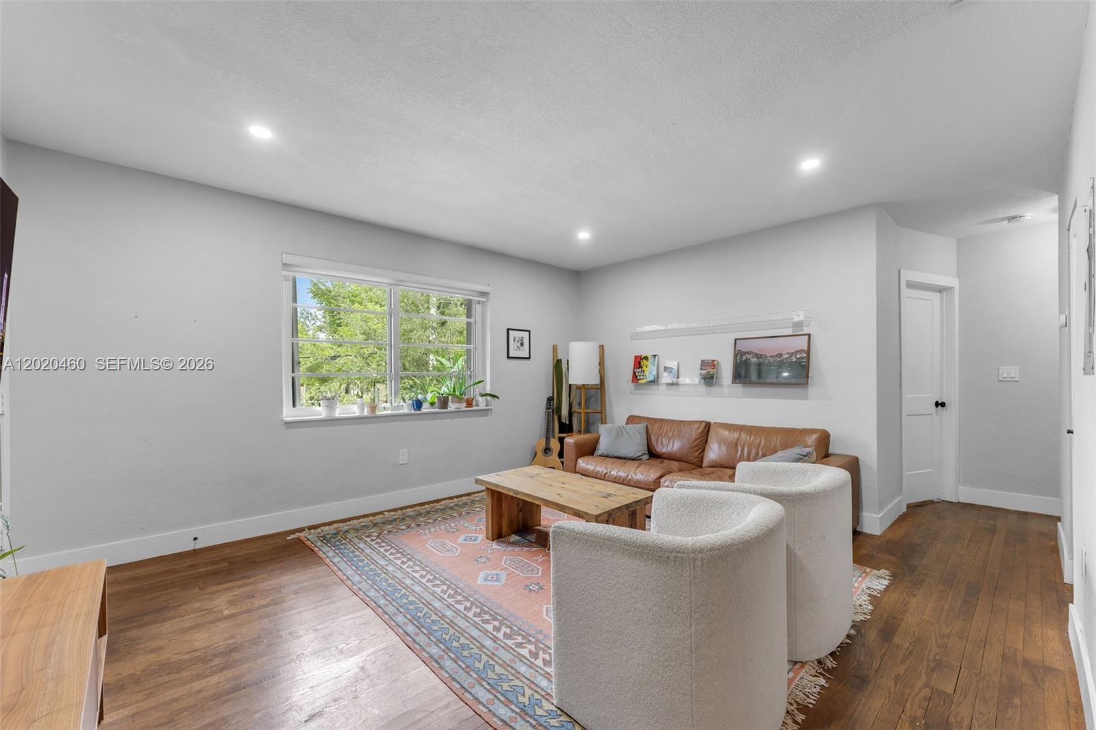 PATHWAYS CONDO - Residential