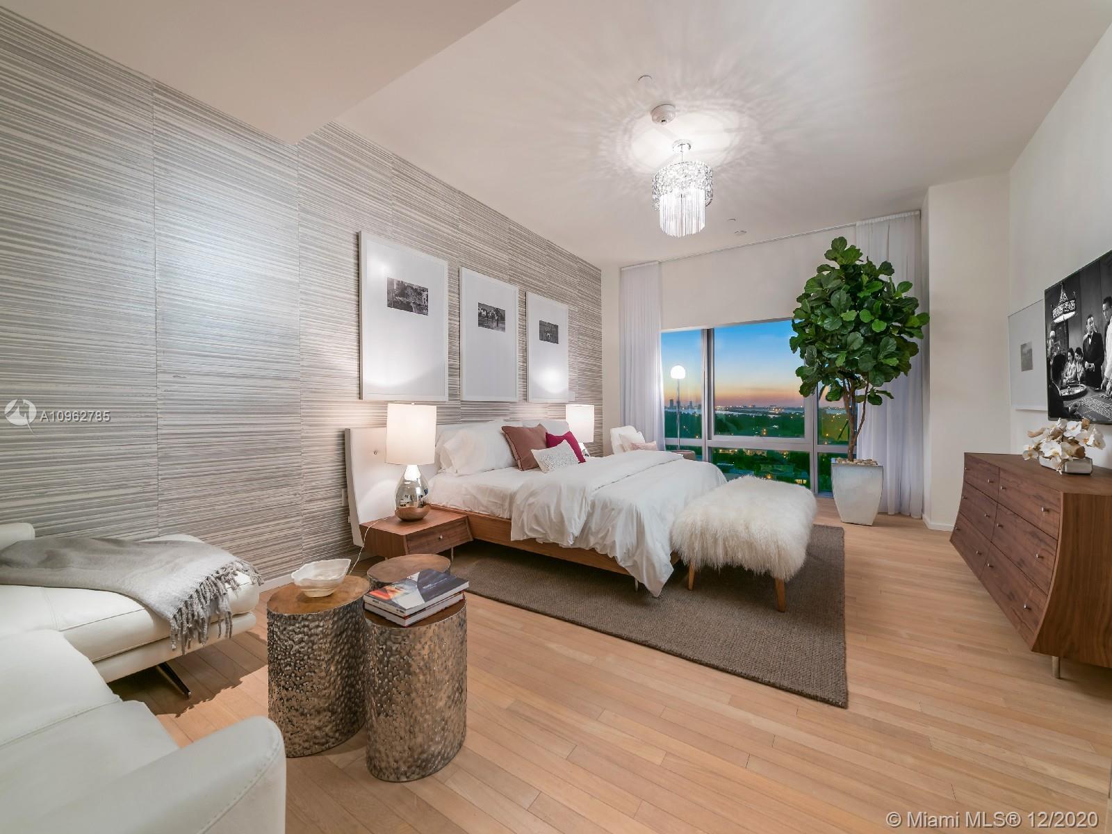 2901 COLLINS CONDO - Residential