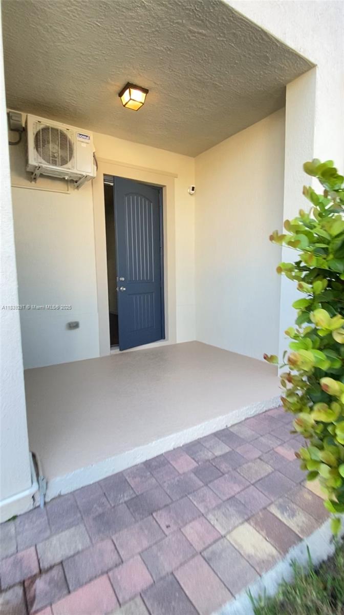 ALL UTILITIES INCLUDED — water, electricity, WiFi & cable! Don’t miss this amazing move-in ready opportunity! Enjoy access to the community clubhouse and pool, plus a prime location near the expressway and shopping. This cozy, private unit features stylish wood-look tile, a convenient kitchenette with sink, portable stove, microwave, and fridge. Bedroom is tucked away for privacy, and the modern walk-in shower adds a nice touch. Includes 1 parking space. No pets. Comfort, convenience, and value all in one — schedule your showing today!