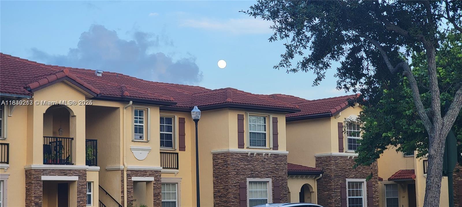 VILLAS AT CARMEL CONDO NO - Residential