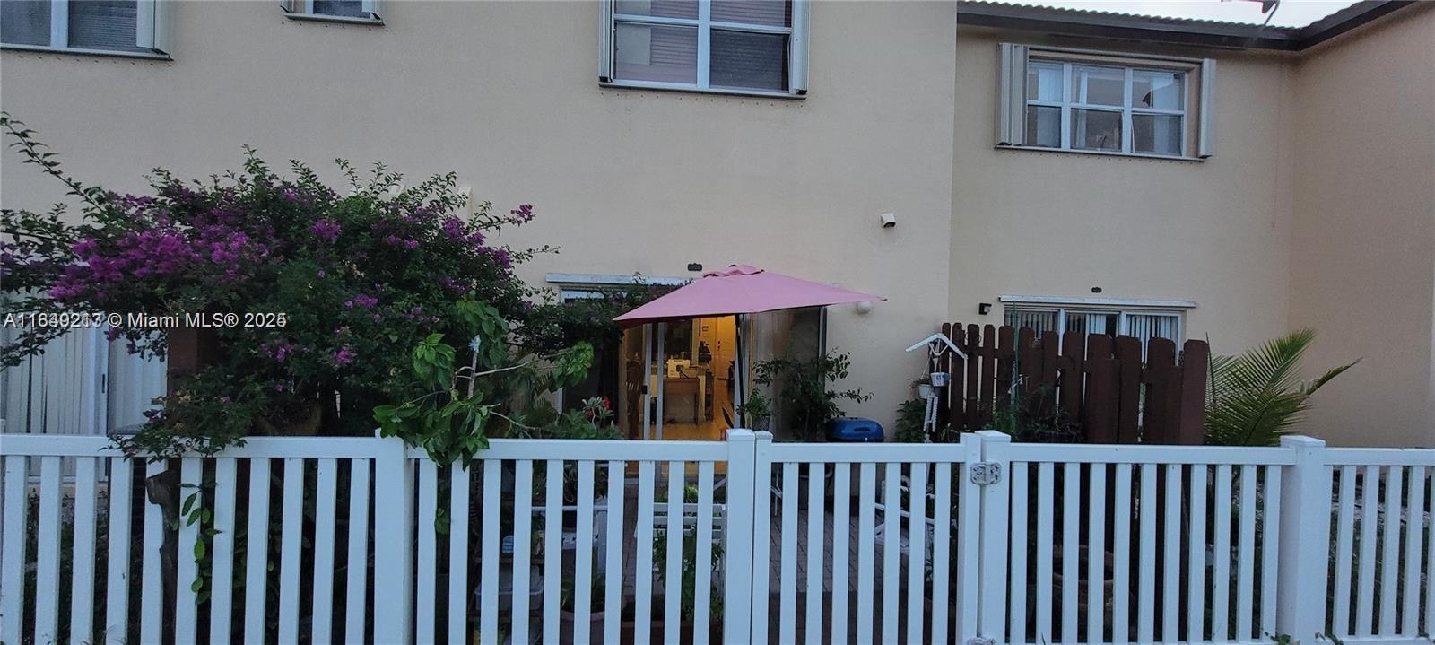 VILLAS AT CARMEL CONDO NO - Residential