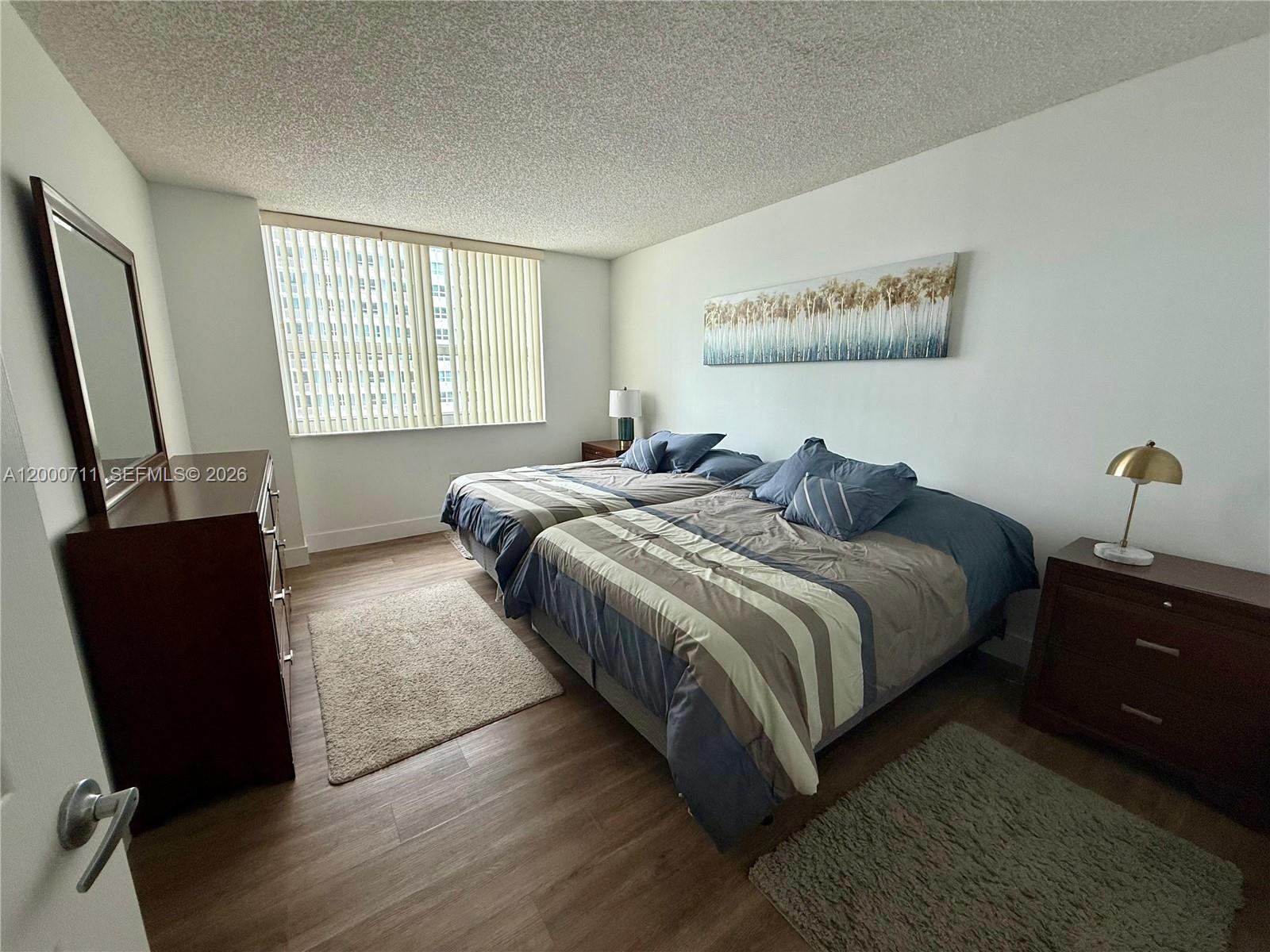 THE MARK ON BRICKELL COND - Residential