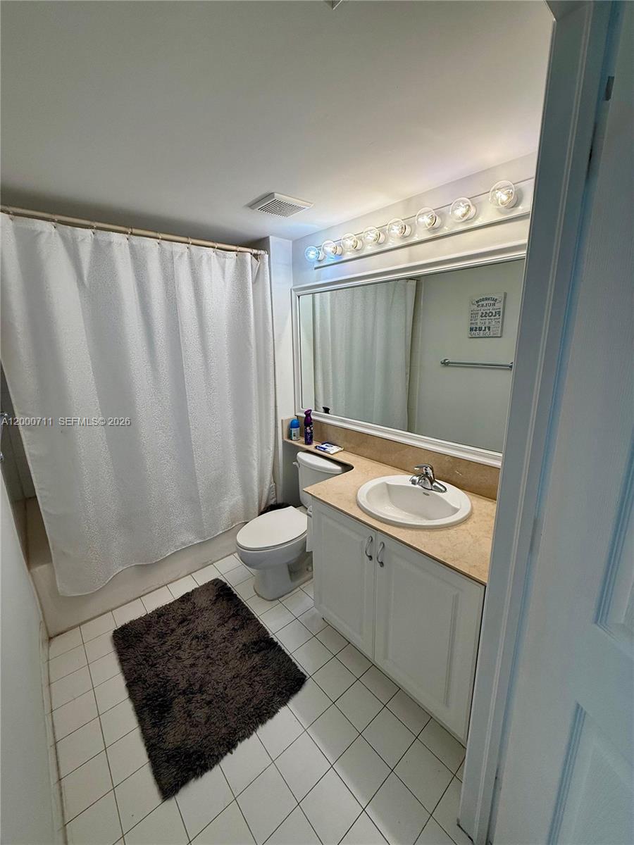 THE MARK ON BRICKELL COND - Residential