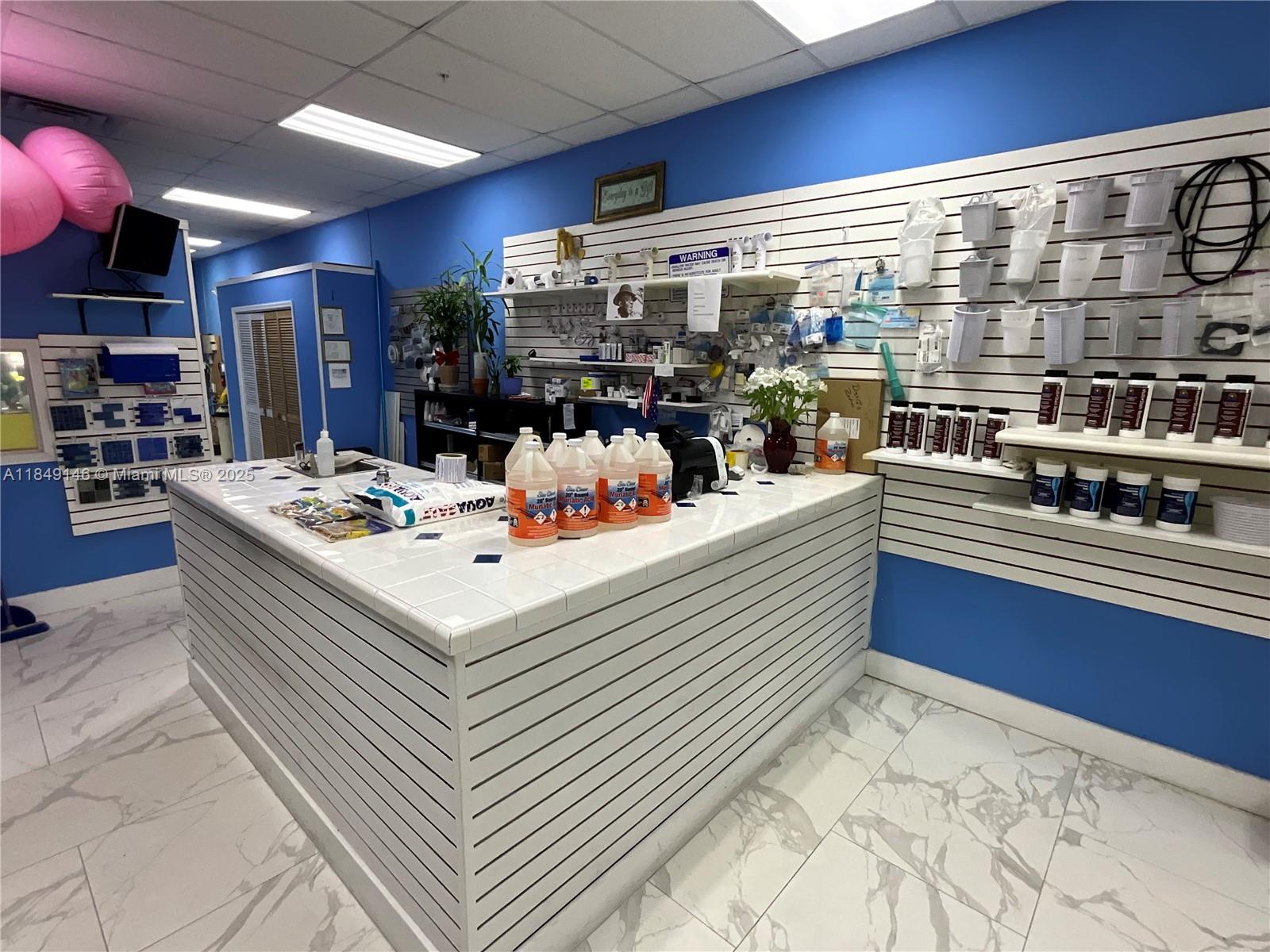 147, Miami, FL, 33187/$170,000 4 147