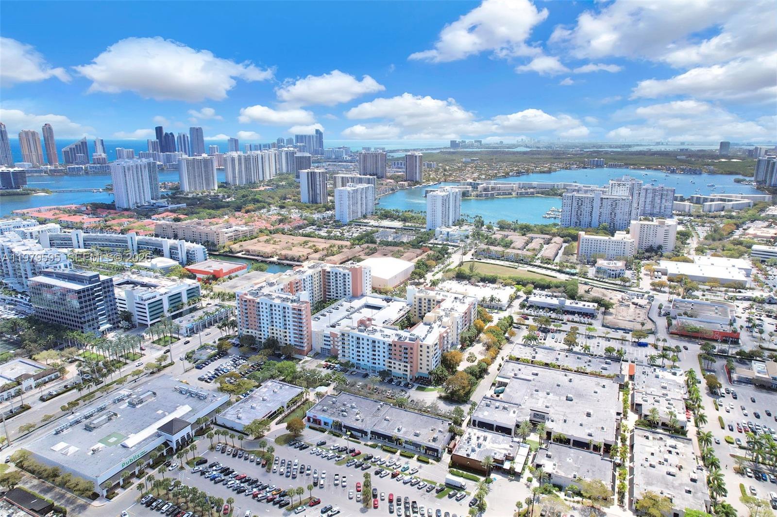 VENTURE AT AVENTURA WEST - Residential Lease