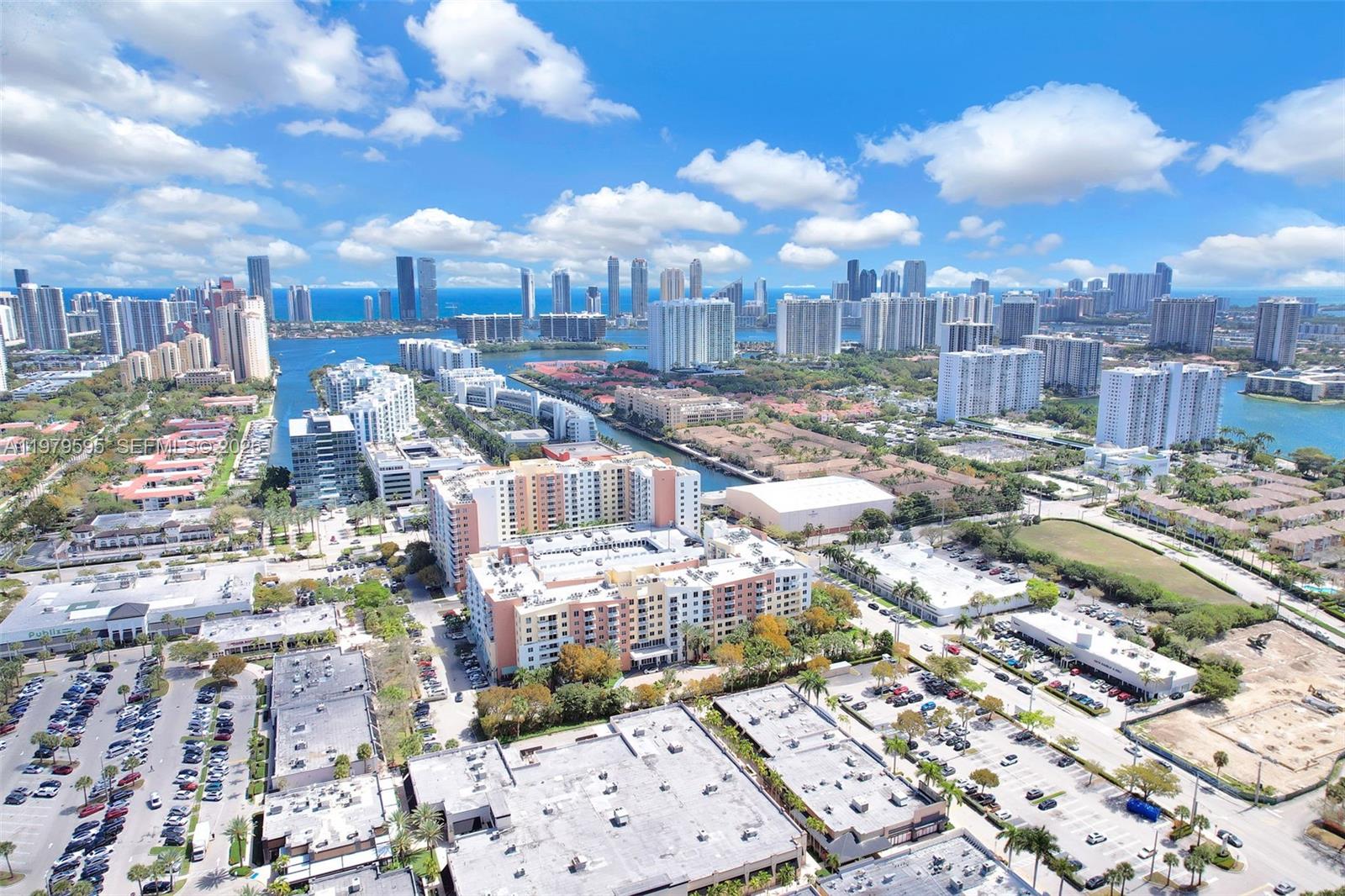 VENTURE AT AVENTURA WEST - Residential Lease