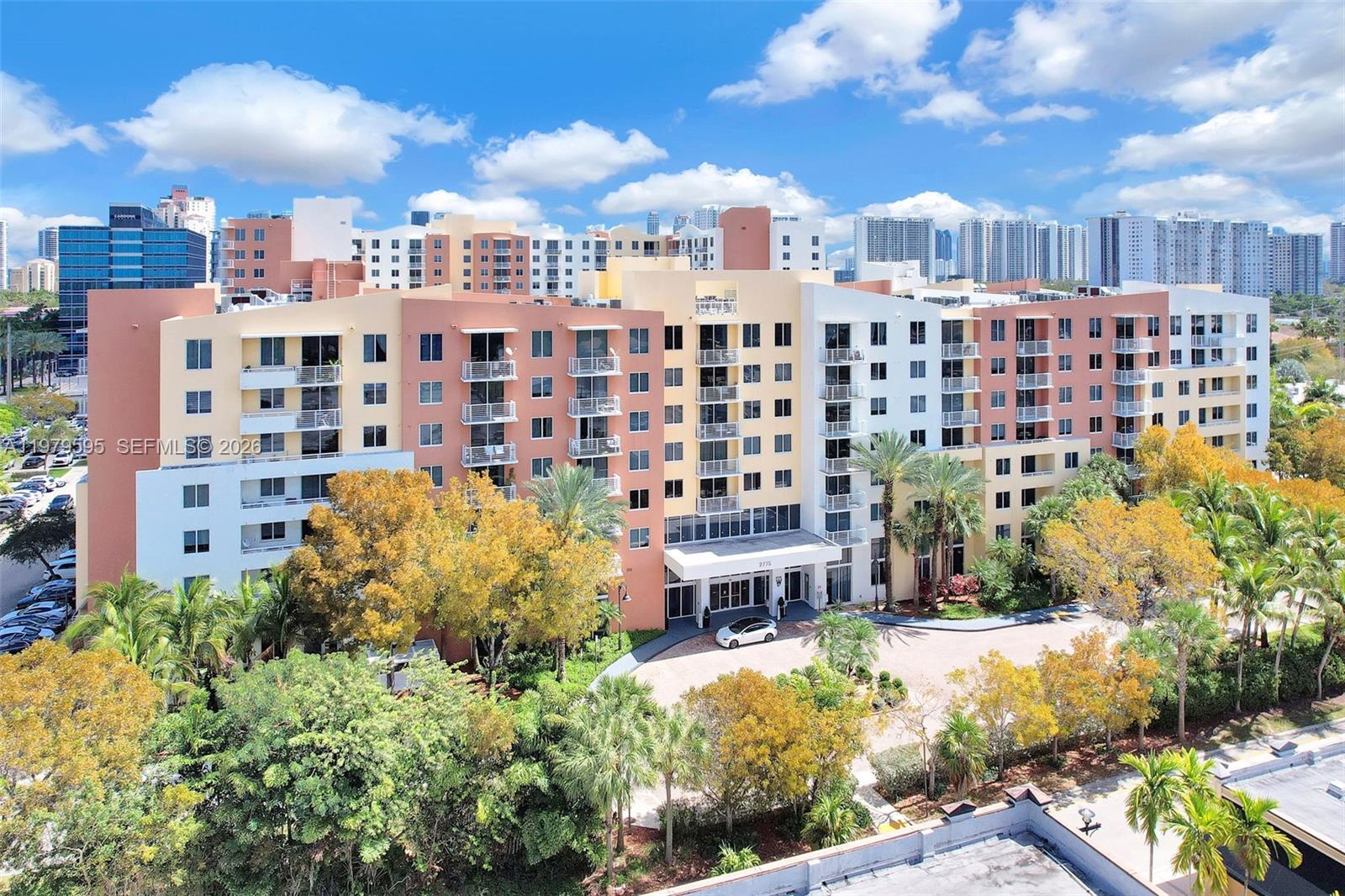 VENTURE AT AVENTURA WEST - Residential Lease