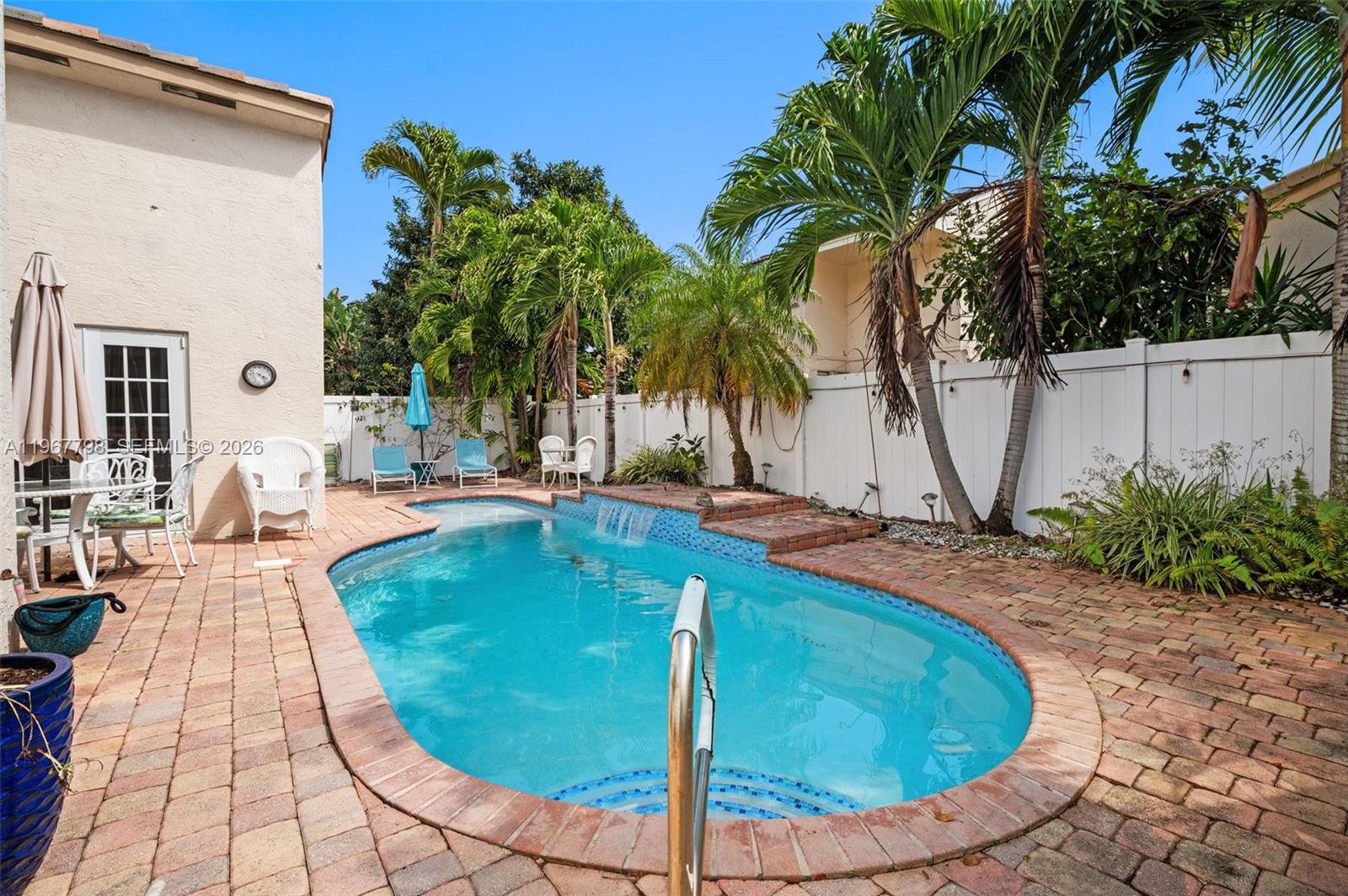 COQUINA LAKES - Residential