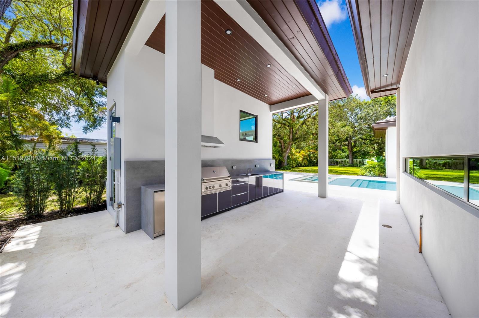 MILLER DRIVE ESTS 1ST ADD - Residential